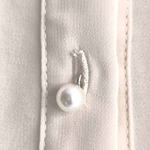Lynne Long Shirt like new with pearl buttons Size M