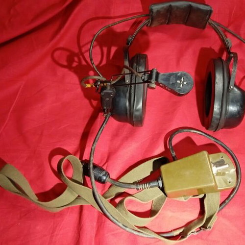 American communication system for tracked vehicle crew H-16E/U used