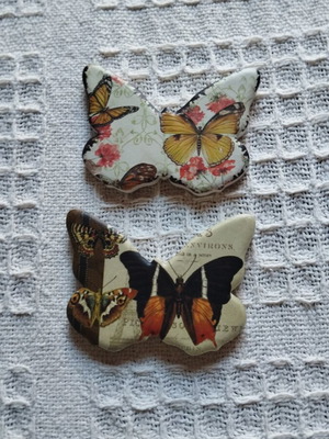 Fridge magnets like new, set of 2 butterfly design