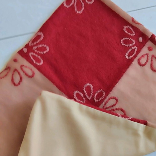 Woven smooth pillowcase like new 54x47 cm