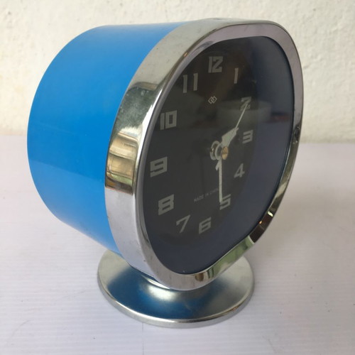 Double Rhomb table alarm clock new, analog