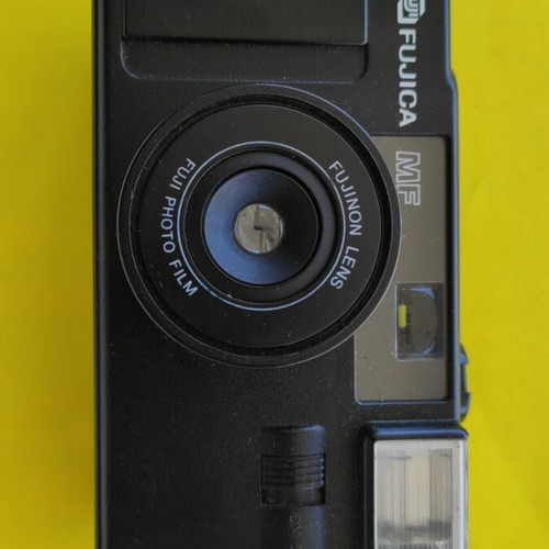 Fujica Mf 35mm point and shoot analog camera new