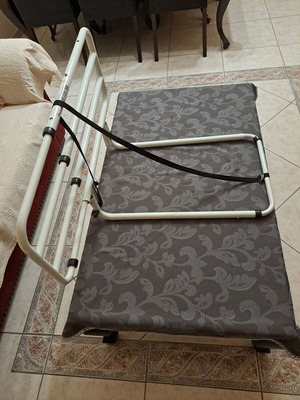 Bed support rail like new for elderly and mobility issues