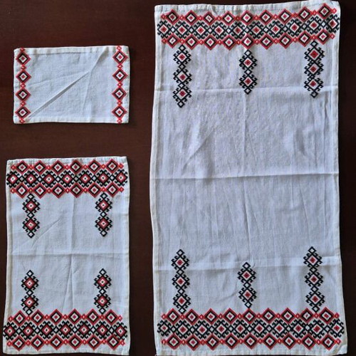 Set of 3 vintage embroidered handmade linens new with geometric patterns