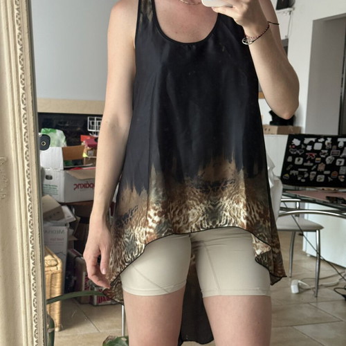 Nzal blouse like new, size S-M, black multicolor