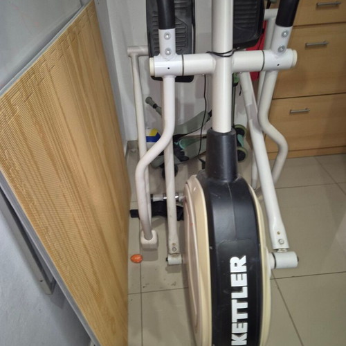 Kettler Skylon 1 elliptical trainer like new