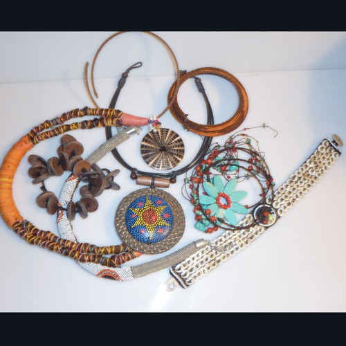 Ethnic necklace set like new, sold together