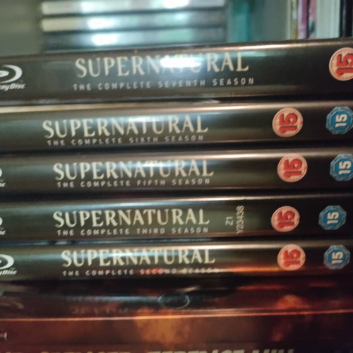 Supernatural The Complete 2 Second Season Blu-Ray like new, English subtitles