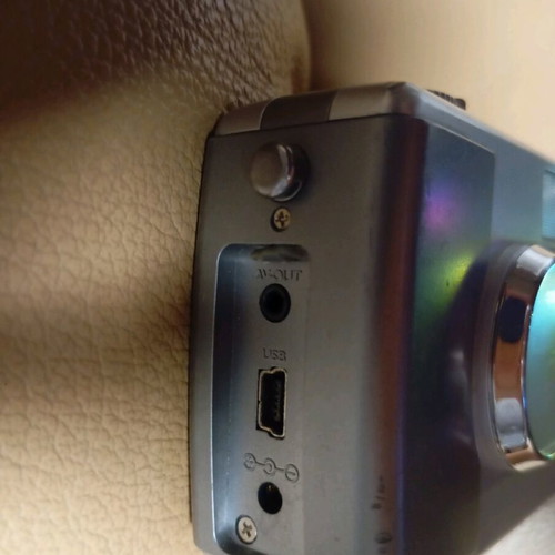 BenQ DC 3410 digital camera used retro model