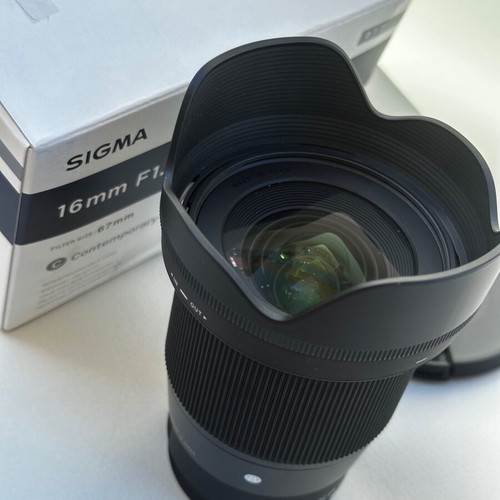 Sigma 16mm f/1.4 DC DN Contemporary lens for Canon EF-M