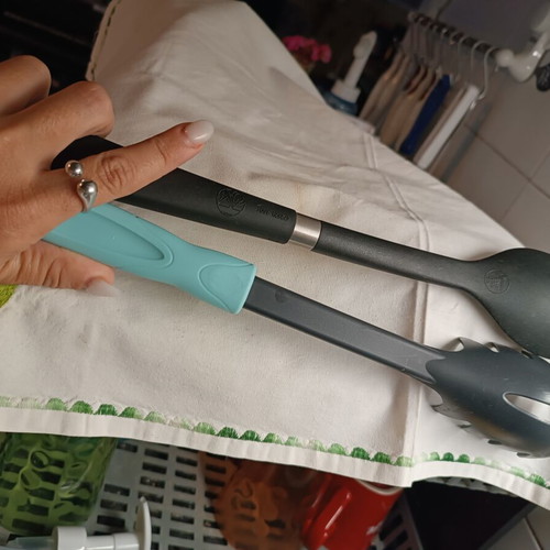 Kitchen serving utensils set like new, black plastic with turquoise handle