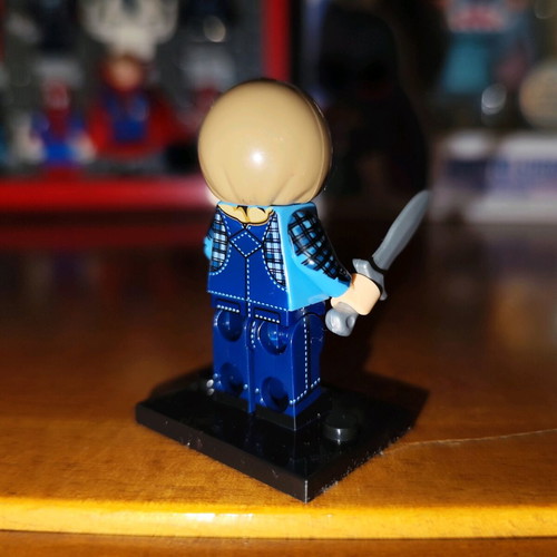 Jason Voorhees (Sack Mask) σαν καινούργιο με βάση στήριξης και μαχαίρα