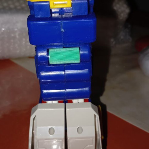 Transformer toy used, incomplete for parts