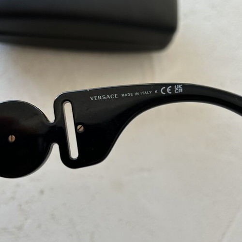 Versace Maxi Medusa Biggie sunglasses model VE 4425U GB1/87 unisex black