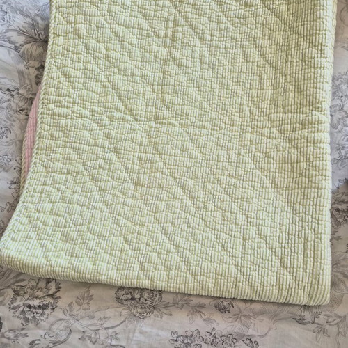 Sheets and quilt for crib like new