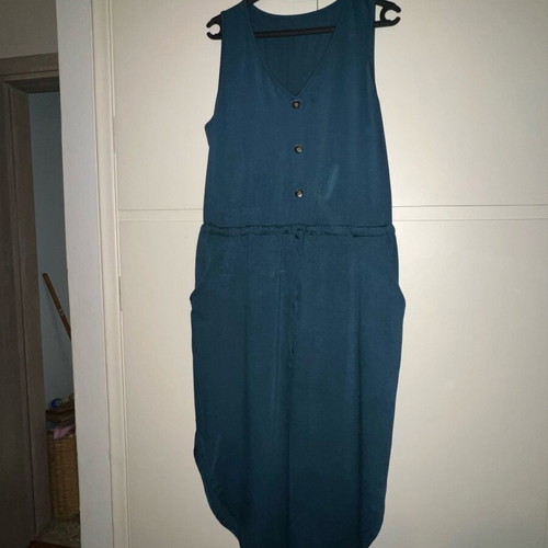 Women's dress like new, size XL, turquoise