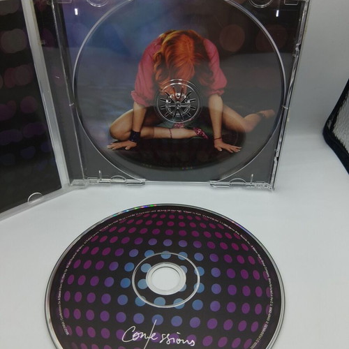 Madonna Confessions On A Dance Floor CD like new, pop