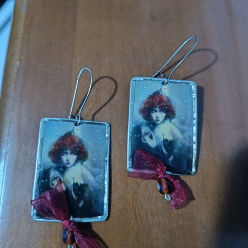 Handmade earrings like new, red and purple