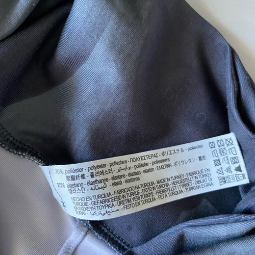 Oysho sports leggings colorful, like new, size XS with inner pocket