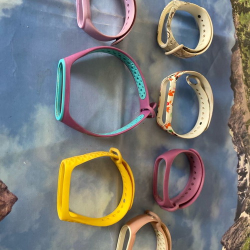 Smartwatch cases used, pack all together