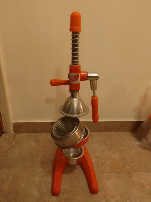 Pomegranate juicer new Cooker