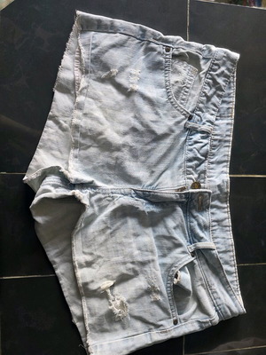 Short denim shorts size L like new, white and blue