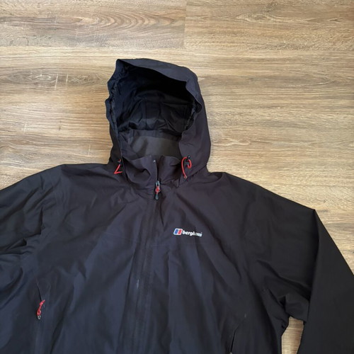 Berghaus GoreTex Stormcloud Waterproof Jacket XXL used, black