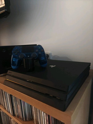 Ps4 Pro 9.00 used with two original controllers and charging dock