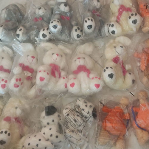 Stuffed dolls new, pack of 16 pieces