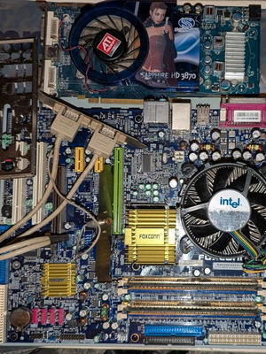 Pentium 4 motherboard used with ATI Radeon 3870 and 2GB RAM