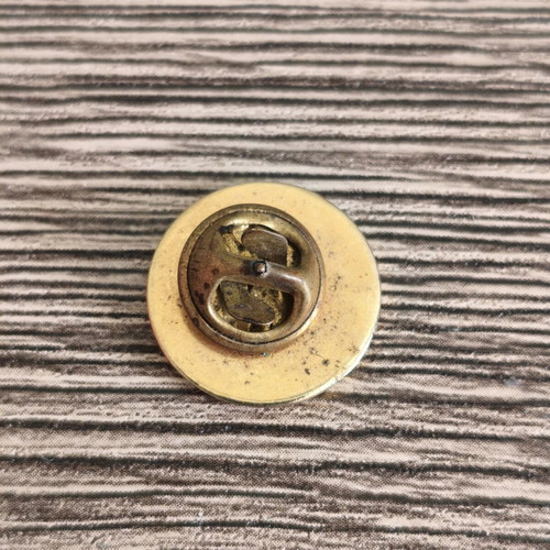 AEK pin vintage from the 90s, like new