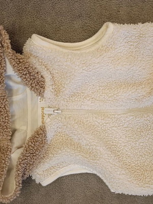 Mayoral baby coat 4-6 months like new, very warm