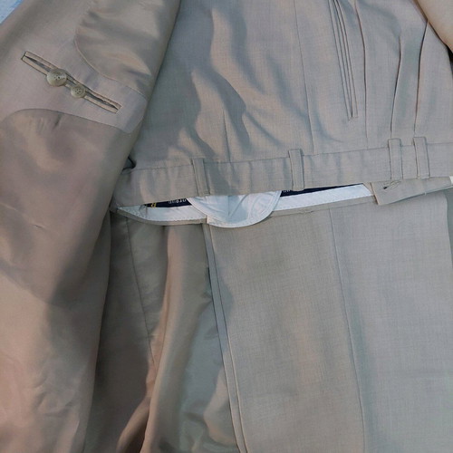 Men's suit No56 light beige like new, wide fit