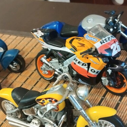 Toy Motorcycles New Collectible