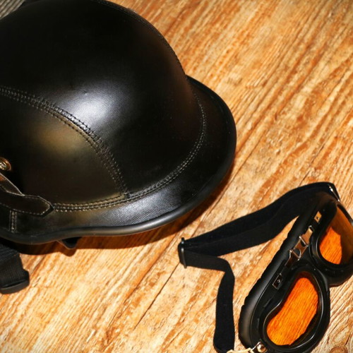 Motorcycle helmet replica 2WW with yellow goggles black size L