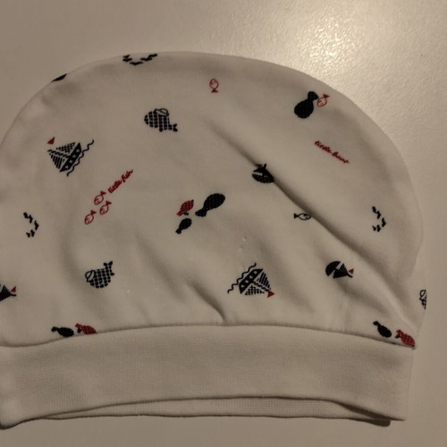 Baby fabric hat like new, suitable for maternity