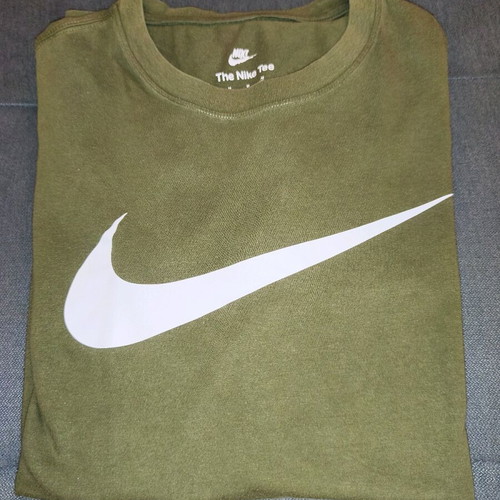 Nike t-shirt Medium khaki used