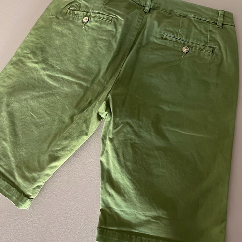 Zara shorts used, khaki, waist size 32