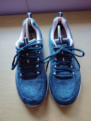 Skechers sneakers sporty like new, size 40, blue