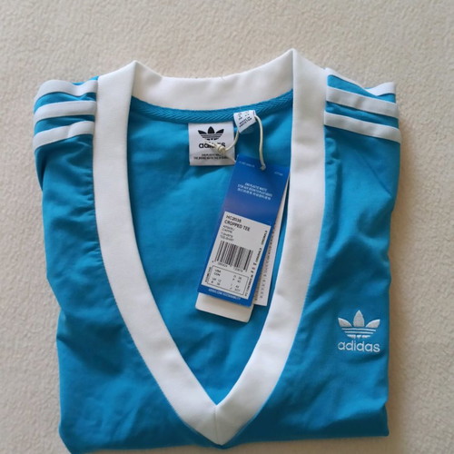 Adidas Originals cropped tee new, size Medium, blue