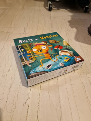 Ouste les monstres board game like new