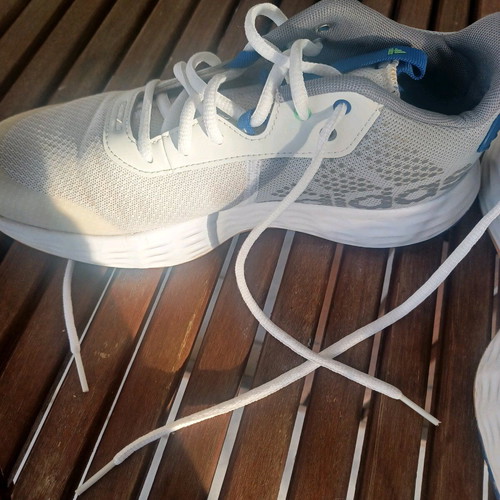 Adidas athletic shoes size 40 like new, white and blue