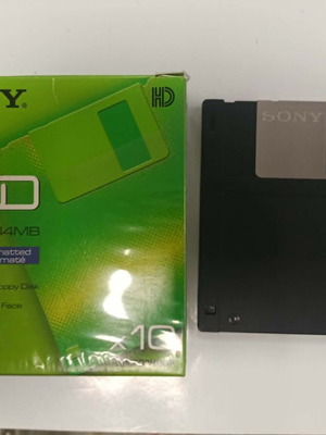 Sony MFD 2HD 1.44 MB floppy disks new