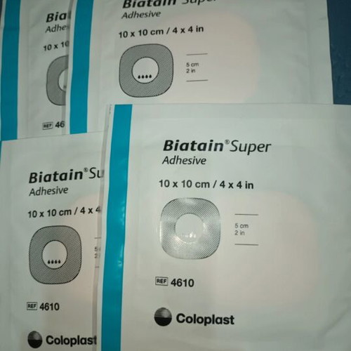 Biataiin Super Adhesive wound dressings like new, pack of 4