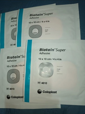 Biataiin Super Adhesive wound dressings like new, pack of 4