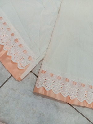 Vintage bedding set with duvet cover, sheet and pillowcases
