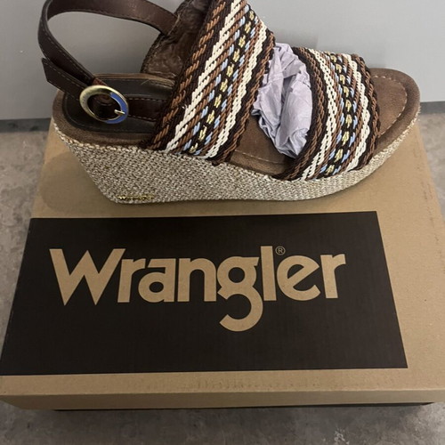 Wrangler platform sandals used, beige size 38, lightweight