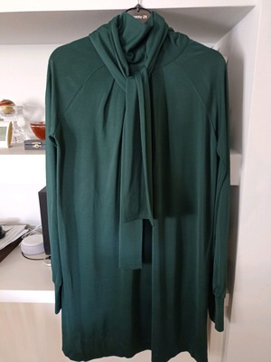 LALTRAMODA dress used, 100% viscose, emerald green, medium to large