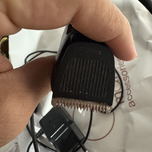 Philips electric shaver T31
