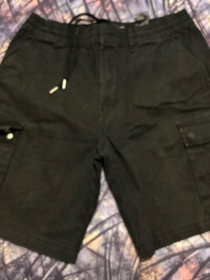 Cargo shorts Pull & Bear μεταχειρισμένα, μαύρα, μέγεθος L